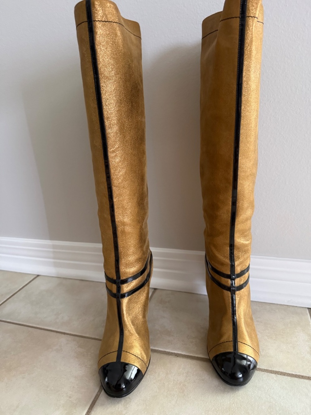 Vintage CHANEL Gold Leather CC Pearl Boots | Euro 39.5 - Picture 5 of 10